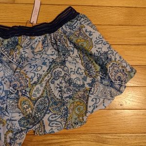 Victoria's Secret shorts medium NWT